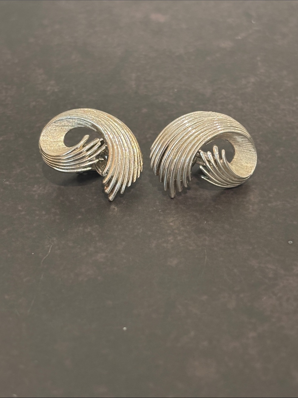 Vintage Crown Trifari Silver Tone Textured Swirl Clip On Earrings